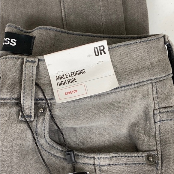 Express High Waisted Seamed Ankle Legging Jean - Picture 4 of 7